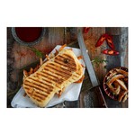 Perfect panini chicken cajun en sriracha saus